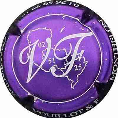 N°06 Violet métallisé et blanc
Photo BENEZETH Louis
