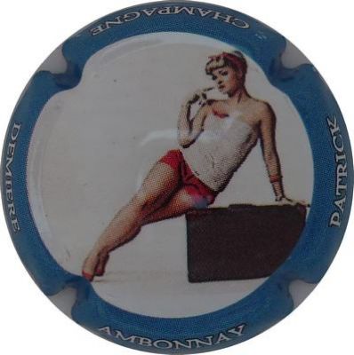 N°10 série de 6 (pin'up)
Photo Champ'Alsacollection
