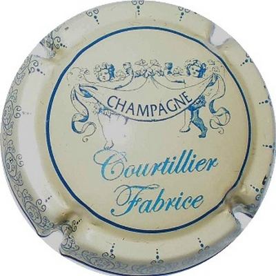 COURTILLIER FABRICE, blanc et bleu
Photo BENEZETH Louis
