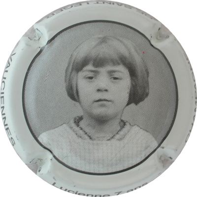 N°23f Lucienne enfant
Photo GOURAUD Jacques
