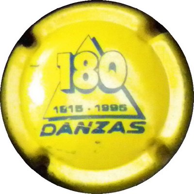 180 ANS, fond jaune (PUBLICITAIRE)
Photo HELIOT Laurent
