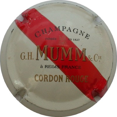 N°130A Jéroboam, crème pâle, cordon rouge
Photo GOURAUD Jacques
