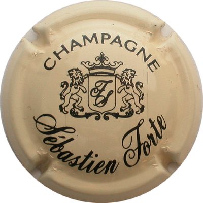 N°01 Série de 6 (écusson), crème et noir
Photo GOURAUD Jacques
