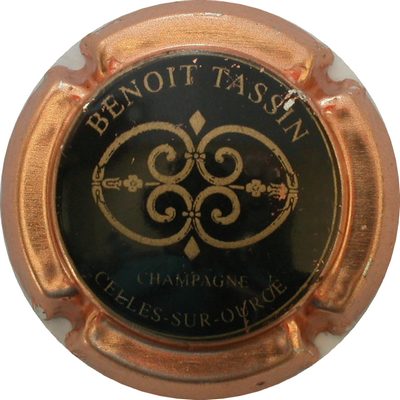 N°01 Noir, contour cuivre, petit dessin
Photo GOURAUD Jacques
