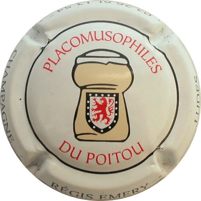 N°16 contour blanc, placomusophile du Poitou
Photo GOURAUD Jacques
Mots-clés: CLUB_PLACO