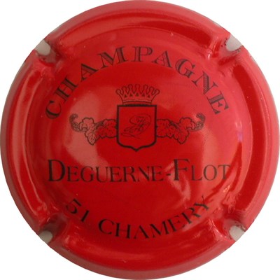 N°08 Série de 7, blason, fond rouge
Photo GOURAUD Jacques
