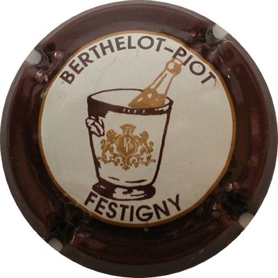 N°02 contour marron
Photo GOURAUD Jacques
