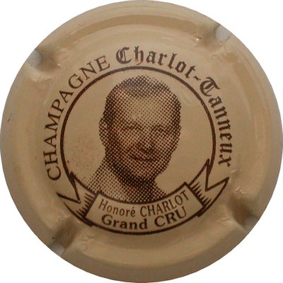 N°02 Série de 12, portrait, Cuvée Honoré, crème
Photo GOURAUD Jacques
