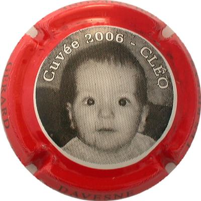 N°08 Série de 6 (Cléo), contour rouge, fond noir
Photo GOURAUD Jacques
