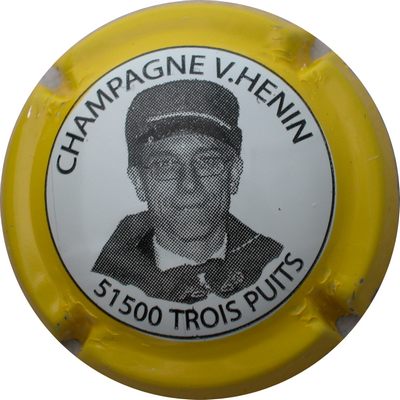 N°01 Série de 6 (Homme à  casquette) contour jaune
Photo GOURAUD Jacques
