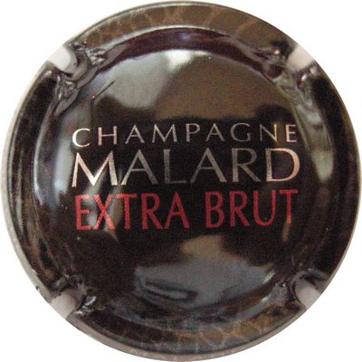 N°11 Extra brut, noir, rouge et métal 
Photo GAXATTE Bernard
