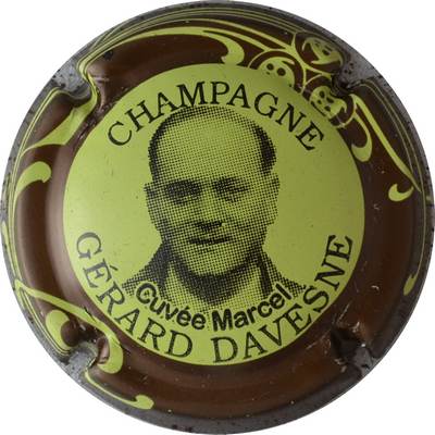 N°11 Série de 6 (Marcel), vert pâle, contour sparflex marron
Photo GOURAUD Jacques
