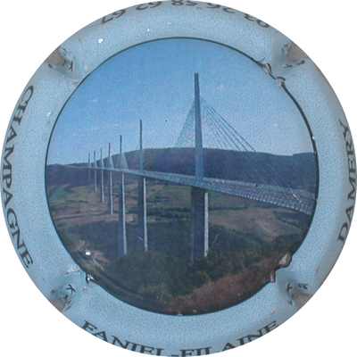 N°42c Pont viaduc de millau
Photo GOURAUD Jacques
