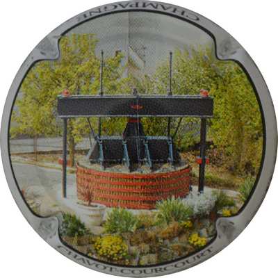 N°25 Le pressoir, contour blanc
Photo GOURAUD Jacques
