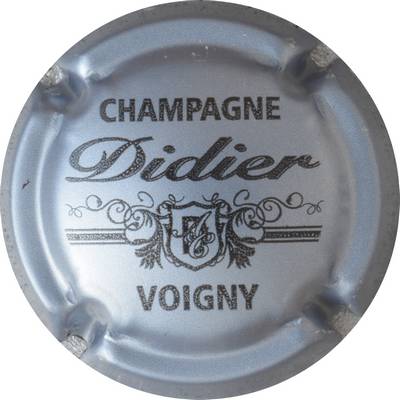 N°04 Série de 6 (nom), gris-argent bleuté et noir
Photo GOURAUD Jacques
