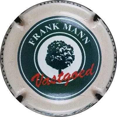 N°011b Contour gris
Photo Bernard GAXATTE
