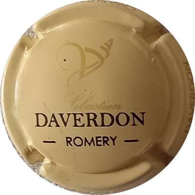 N°11f Crème foncé, or et noir
Photo Philippe SIERRA
