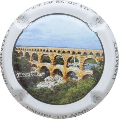 N°39a 6ème série, curiosités touristiques, Pont du Gard
Photo GOURAUD Jacques
