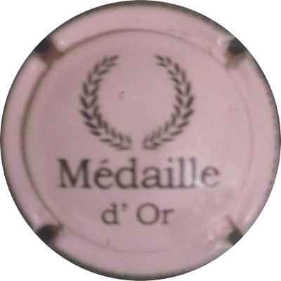 N°24 Médaille d'or, rose pâle et noir
Photo Guy BISSEY
