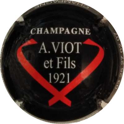 N°11a Noir, rubans rouges
Photo Jacky MICHEL
