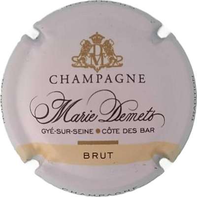 N°13x Fond blanc, barre jaune-orangé, brut, lettres fines
Photo Jacky MICHEL
