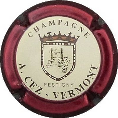 N°04 Contour bordeaux, centre crème
Photo BENEZETH Louis
