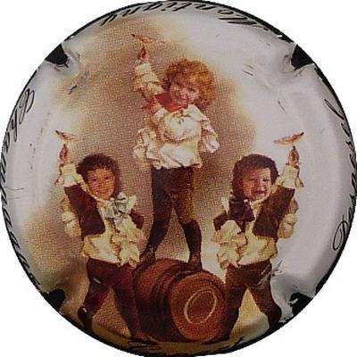 N°05 Contour blanc, tonneau marron
Photo BENEZETH Louis
