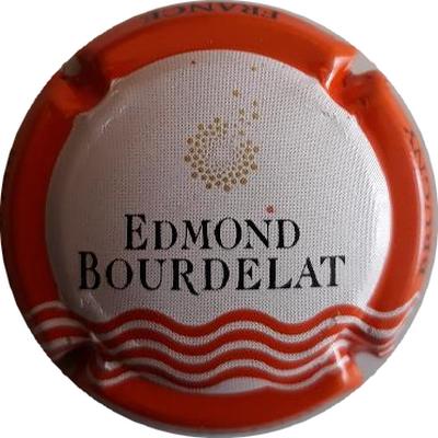 N°26i Contour rouge
