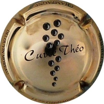 N°28 Cuvée théo, doré à  l'or fin, bulles pleines
Photo BENEZETH Louis
