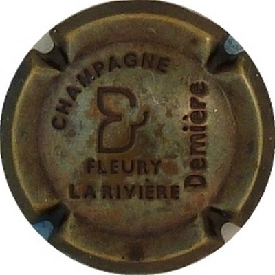 N°03 Estampée bronze
Photo BENEZETH Louis
