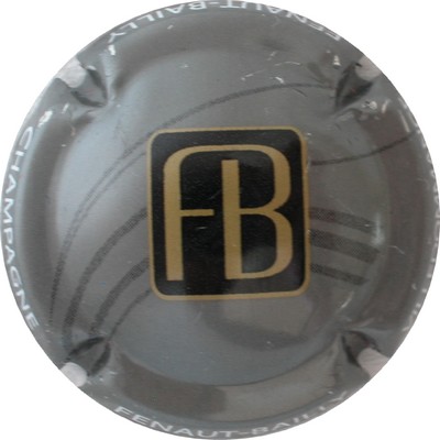 N°01 Fond gris foncé
Photo GOURAUD Jacques
