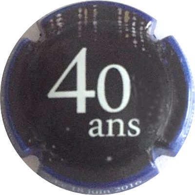 N°56b 40 ANS, fond noir, contour bleu
Photo René BLANCHET
