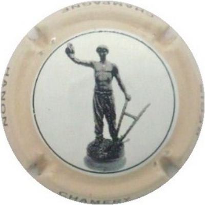 N°01 Série de 6 (statuette), contour crème
Photo J.R.
