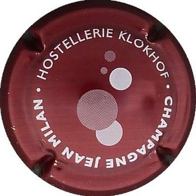 N°037 Hà´stellerie Klokhof, bordeaux et blanc
Photo BENEZETH Louis
