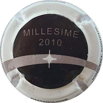 N°03d Millésime 2010
Photo Joëlle MENNERET
