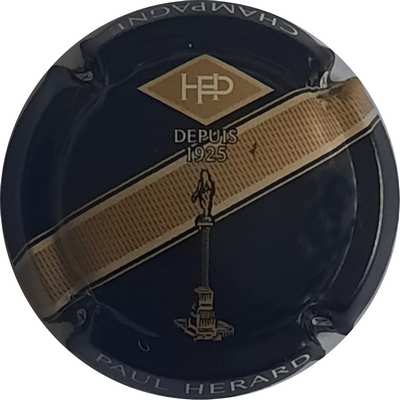 N°23 Noir, barre beige
Photo Christophe LELU
