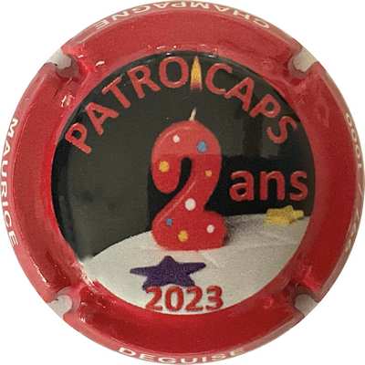 N°092c Patrocaps 2023, 2 ans, contour rouge
Photo Bruno HEBMANN GONTIER
