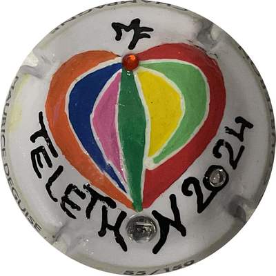 N°109b PALM, Telethon 2024, patro caps, 150 expl avec strass
Photo Bruno HEBMANN GONTIER
