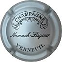 Nom du fichier=NR_nom_argent_et_noir.jpg
Taille du fichier=19Ko
Dimensions : 400x400
Ajouté le : 25 Février 2014 NR_nom_argent_et_noir.jpg