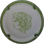 NdegNR_Portrait_femme2C_Dorine2C_contour_vert.JPG