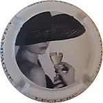 Nom du fichier=femme_au_chapeau.jpg
Taille du fichier=10Ko
Dimensions : 400x400
Ajouté le : 05 Avril 2022 femme_au_chapeau.jpg