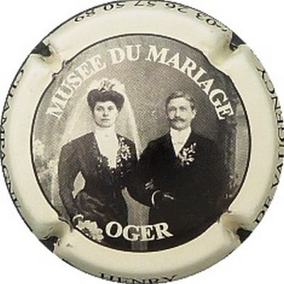 N°14 Crème, musée du mariage
Photo BENEZETH Louis
