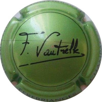 N°09 Vert métallisé et noir
Photo BONED Luc
