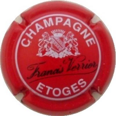 N°24 Rouge et blanc, nom en noir
Photo J.R.
