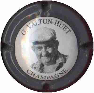 N°16 Contour gris foncé
Image Yves STEFANI
