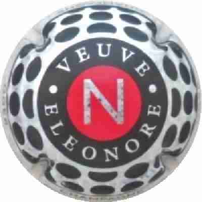 N°22 Puzzle, 6 sur 8, métal et noir, N de ELEGANCE, centre rouge
Photo J.R.
