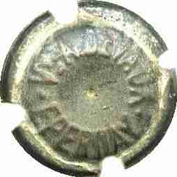 N°04 Acier, lettres fines, à  encoches, estampée
Image Yves STEFANI
