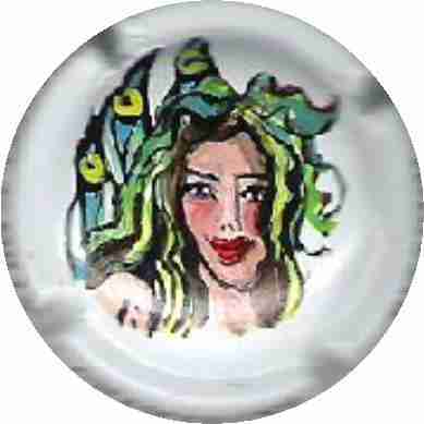 N°008b Fond blanc, peinte à  la main par Lydia
Image Yves STEFANI
