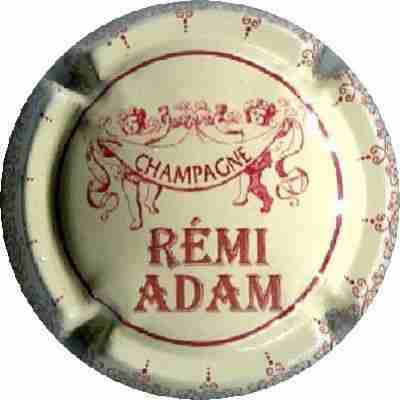 ADAM RÉMI, crème et rouge
Image Yves STEFANI
