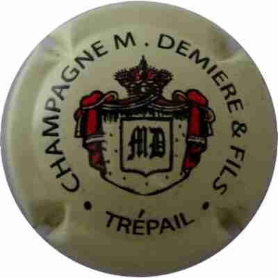 N°04 Crème, rouge et noir
Photo HENRIOT Franà§ois
